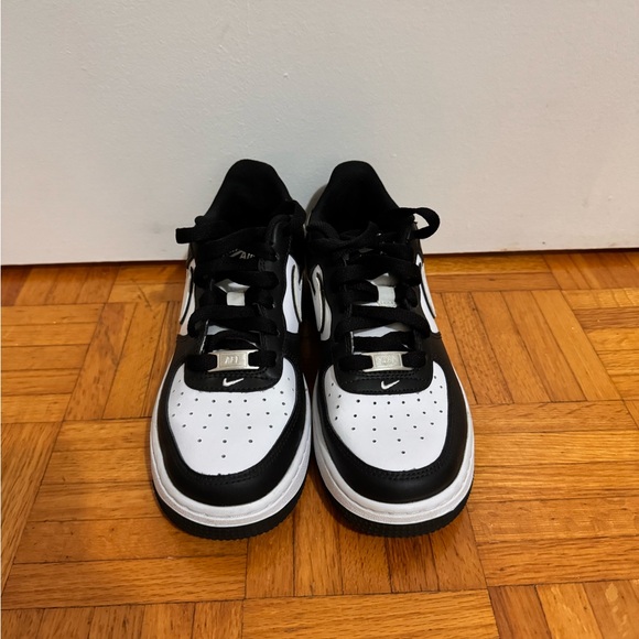 Nike Air forces - Picture 4 of 4